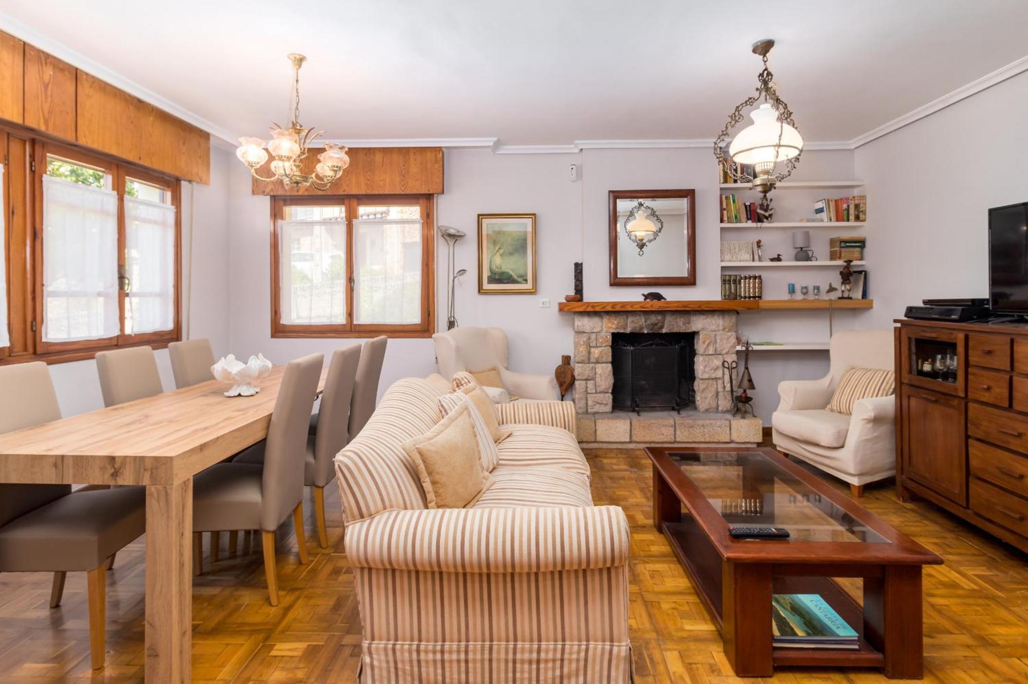 Casa Con Jardin Privado Ореня Екстериор снимка