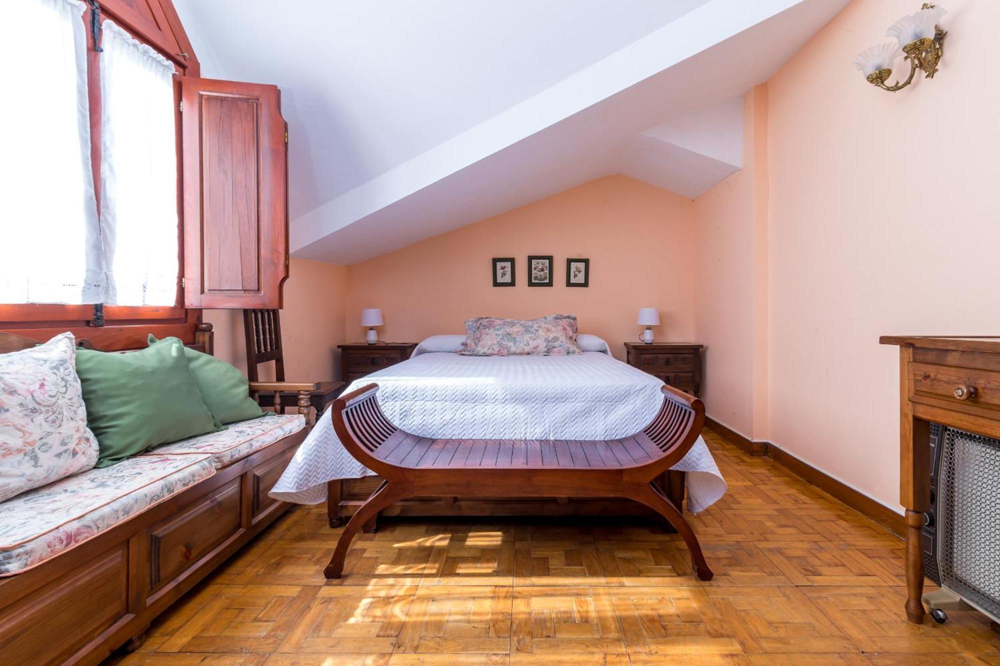 Casa Con Jardin Privado Ореня Екстериор снимка
