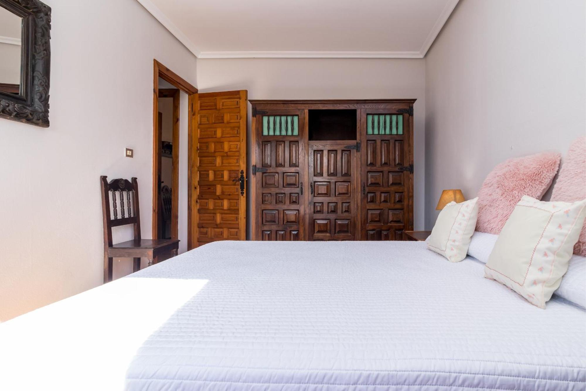 Casa Con Jardin Privado Ореня Екстериор снимка
