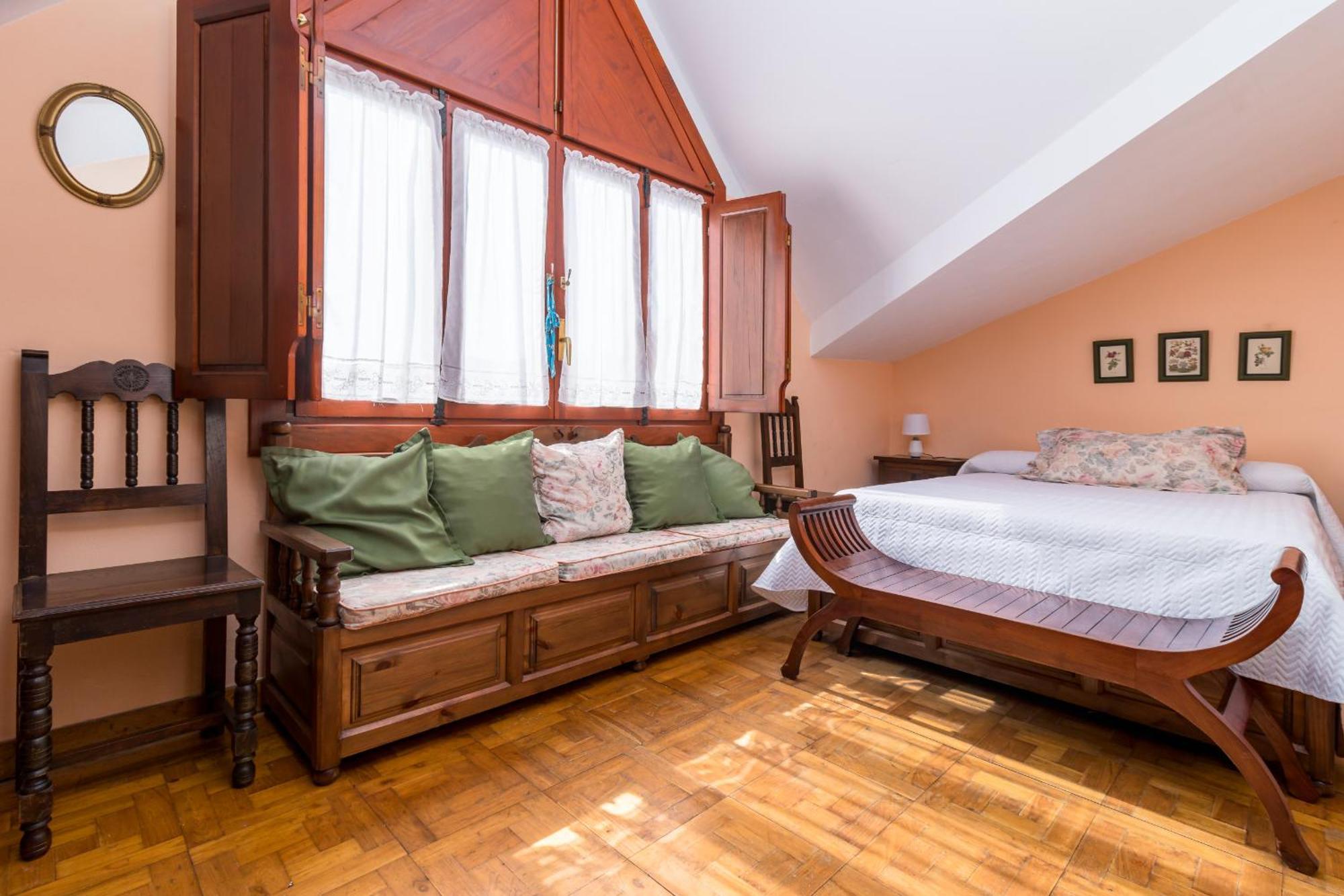 Casa Con Jardin Privado Ореня Екстериор снимка
