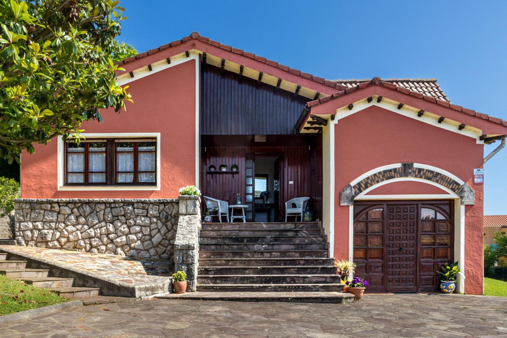 Casa Con Jardin Privado Ореня Екстериор снимка